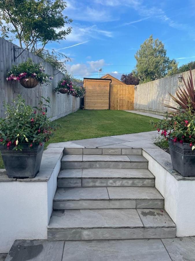 17 Eastgate Βίλα Cowbridge Εξωτερικό φωτογραφία